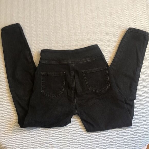 ETE BELLE jeans Small skinny jeans w stretch Size Small, Waist 11 1/4” Preworn - Picture 4 of 12